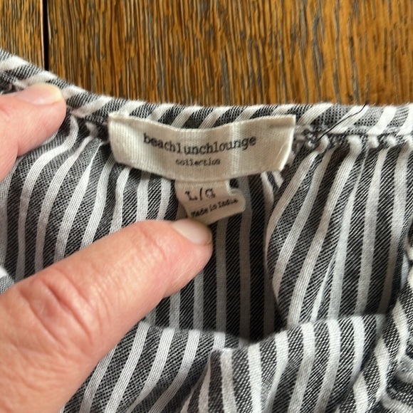 Beach Lunch Lounge Off Shoulder Stripe Top Adjustable Straps Size Large Ruffle - Picture 10 of 14